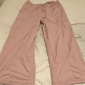 No Boundaries Women’s Cargo Pants in Dusty Rose Pink